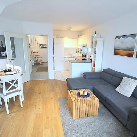 Apartmentvermittlung Mehr Als - Objekt 74 アパート *