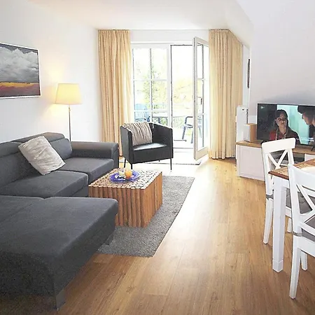 Apartmentvermittlung Mehr Als - Objekt 74 アパート *